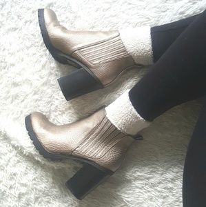 Metallic Gold Heeled Chelsea Boots